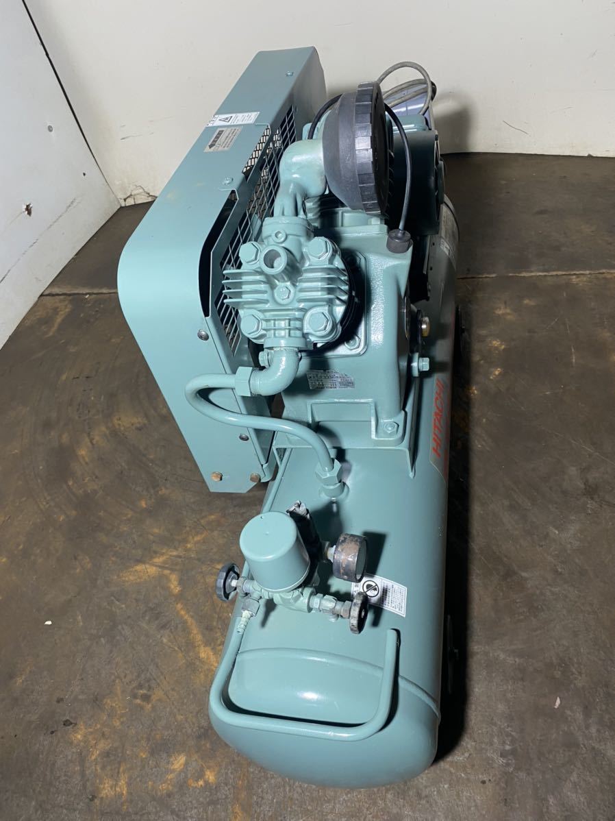 日立ベビコン 小型空気圧縮機 2.2P-9.5VA5 2.2KW3馬力200V 50Hz 日立ベビコン 小型空気圧縮機 2.2P-9.5VA5 2.2KW3馬力200V 50Hz