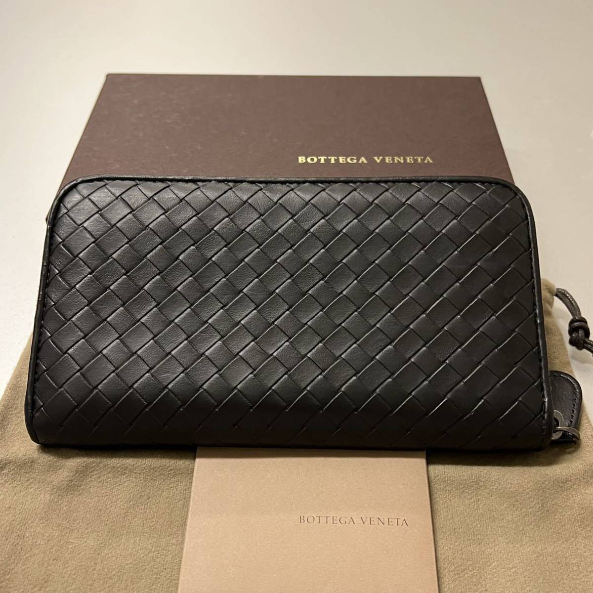 新品同様! ボッテガヴェネタ BOTTEGA VENETA 財布 長財布 イントレ