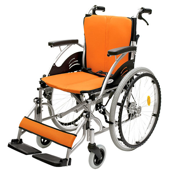 自走式アルミ製車椅子 折りたたみ 車椅子 コンパクト カラー:オレンジ