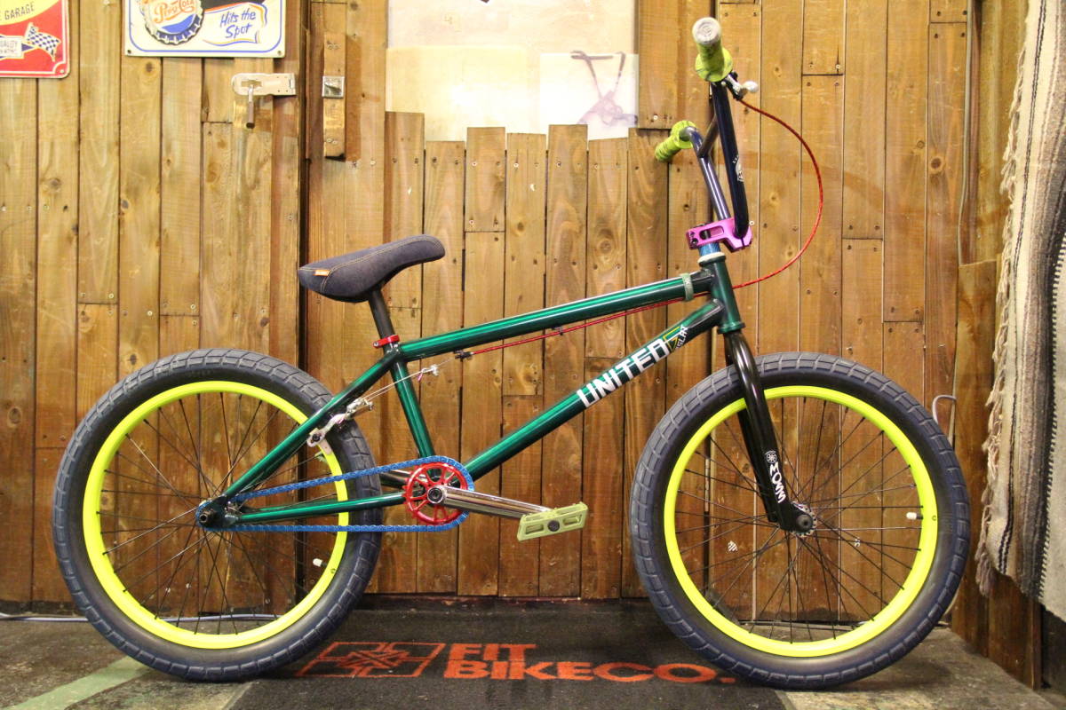 自転車　BMX STREET 20インチ UNITED G-SLAT トランスグリーン 即決 送料無料 新品未使用 クロモリ限定 FACTORY FULLCUSTOM_画像1