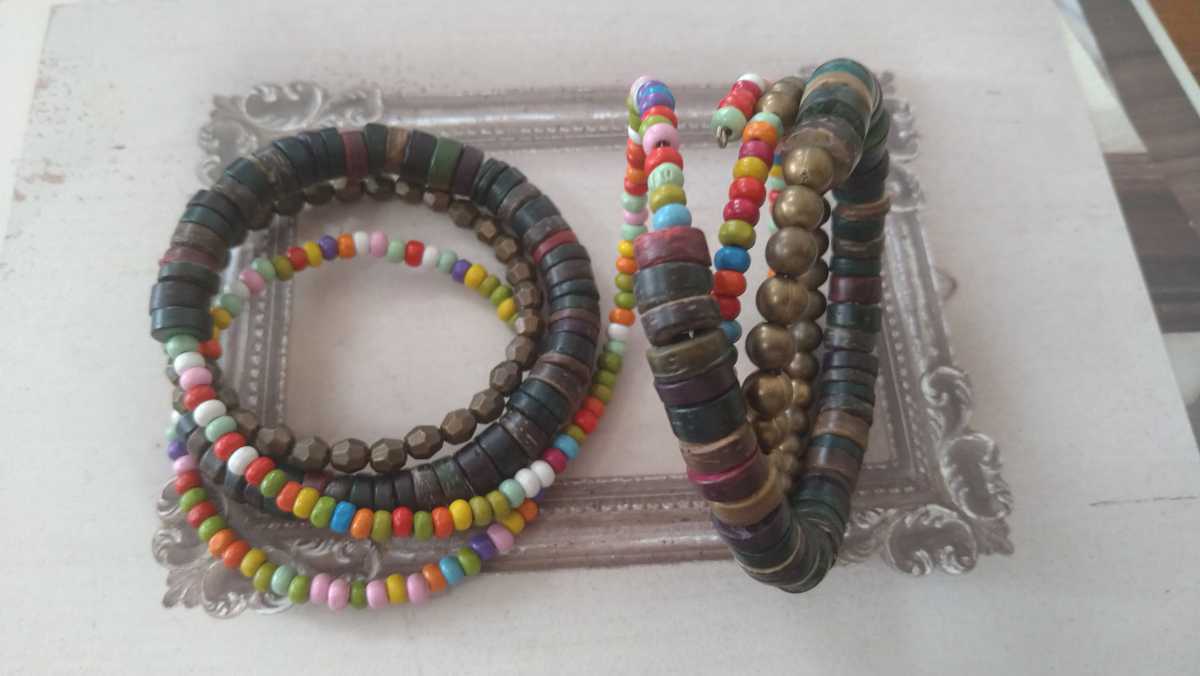 * with translation * colorful Cube beads × wood beads * wide width bangle *