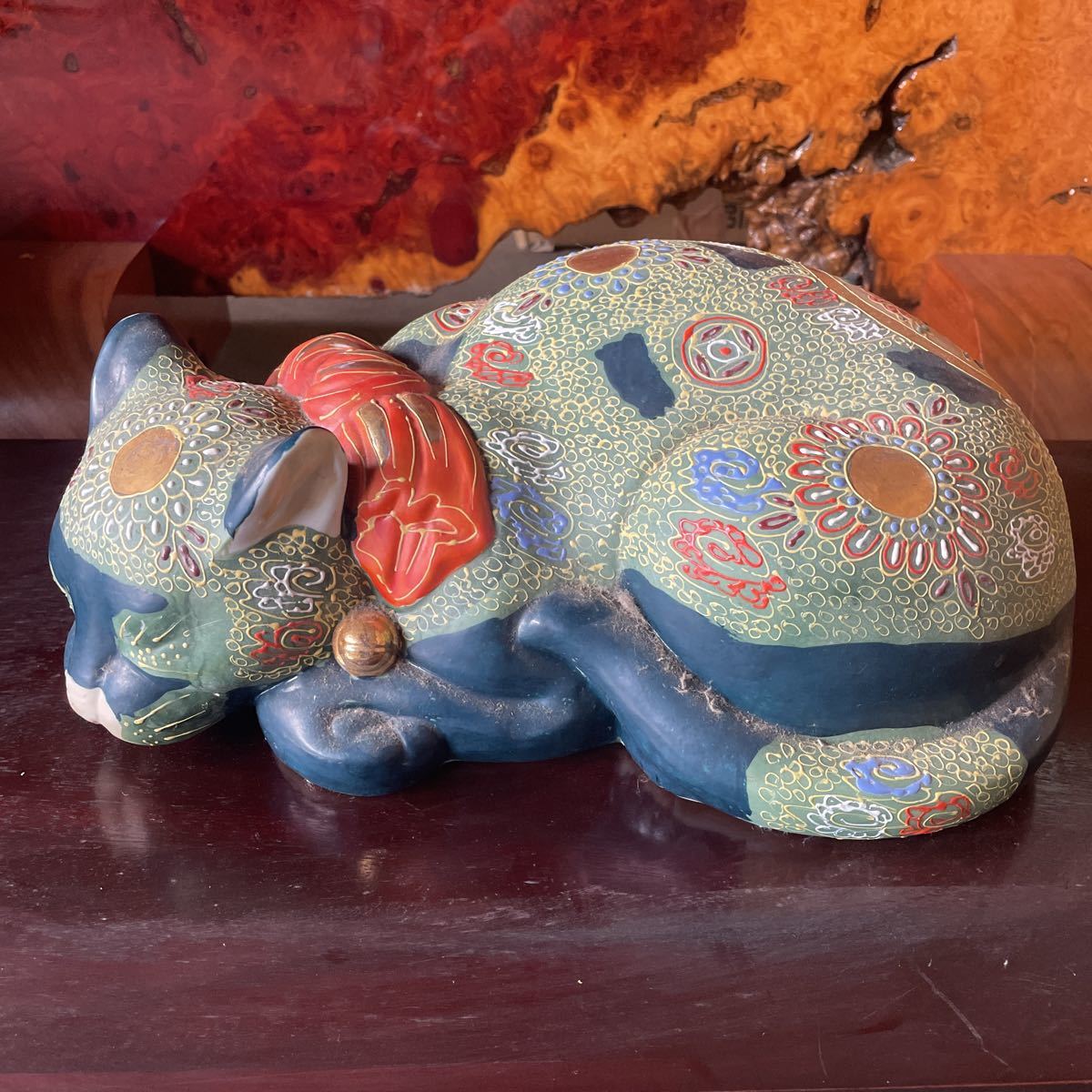 九谷焼】眠り猫 ネコ レトロ陶器 置物 金彩 年代物 名品 美品 希少