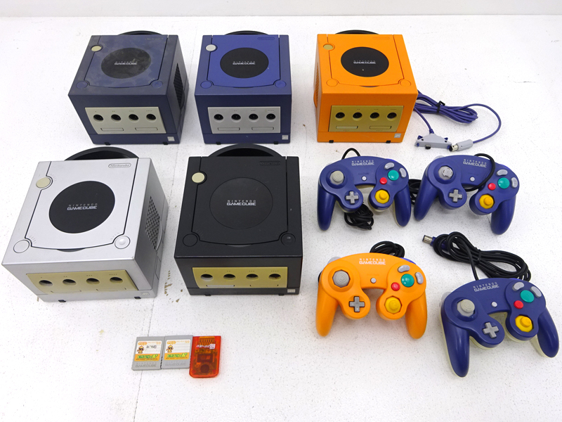 ジャンク ゲームキューブ 本体/コントローラー/メモリーカード他