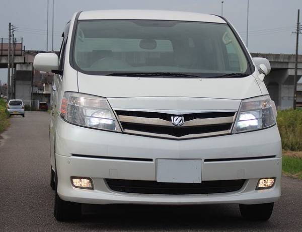 *[ latter term model ] Alphard Hybrid / pearl / one owner *4WD* record list *8 number of seats!!