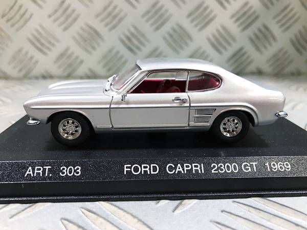 1/43 Detail Cars ART.303 FORD CAPRI 2300 GT 1969 ミニカー_画像2