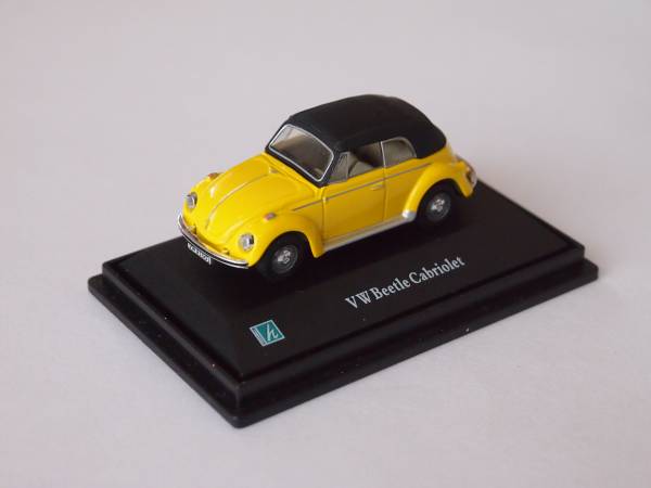 Cararamakala llama 1/72 VW Beetle Cbriolet Soft Top YELLOW