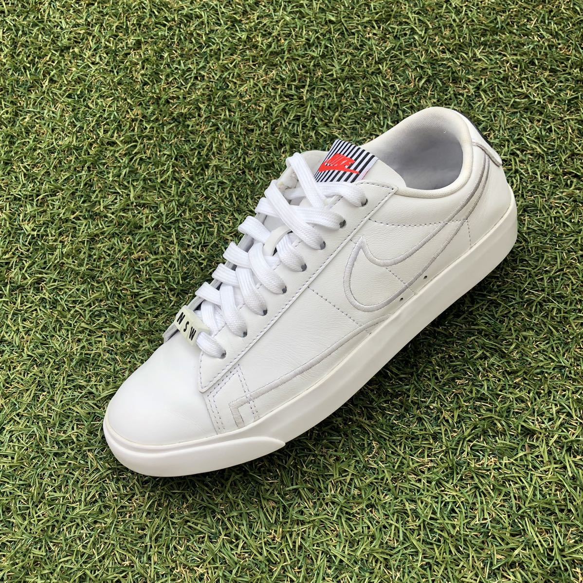 超歓迎 NIKE 美品24 BLAZER H733 ブレザーロー ナイキ LX SE LOW 24.0cm 超歓迎 NIKE 美品24 BLAZER H733 ブレザーロー ナイキ LX SE LOW 24.0cm