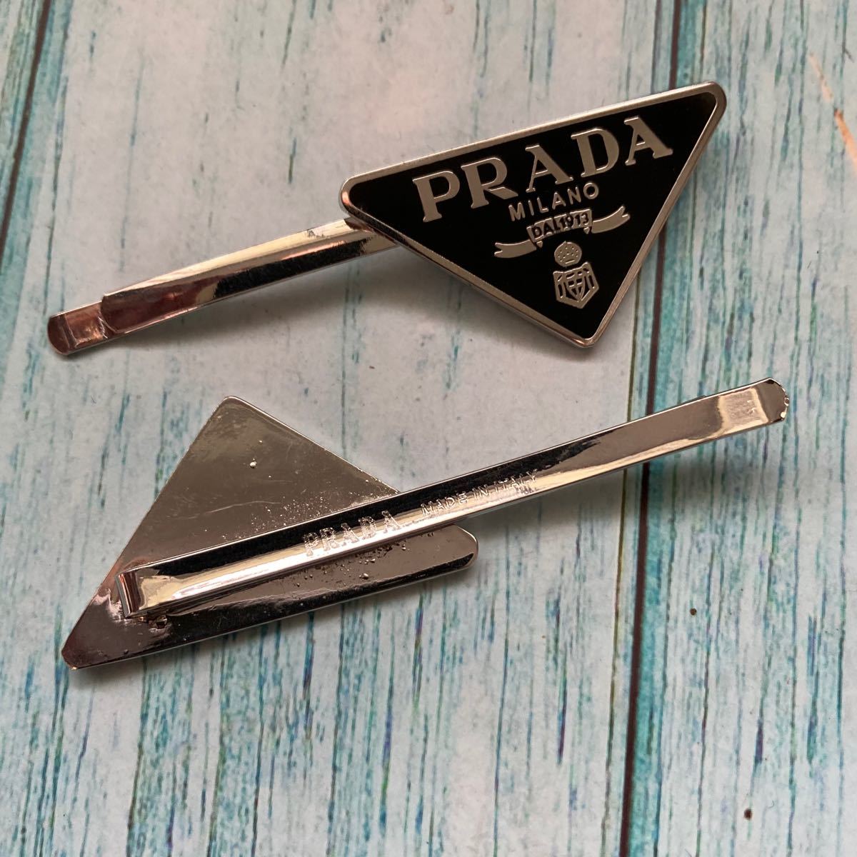 PRADA ヘアピン ブラック 2点セット 右左 プラダヘアピンセット PRADA ヘアピン ブラック 2点セット 右左 プラダヘアピンセット