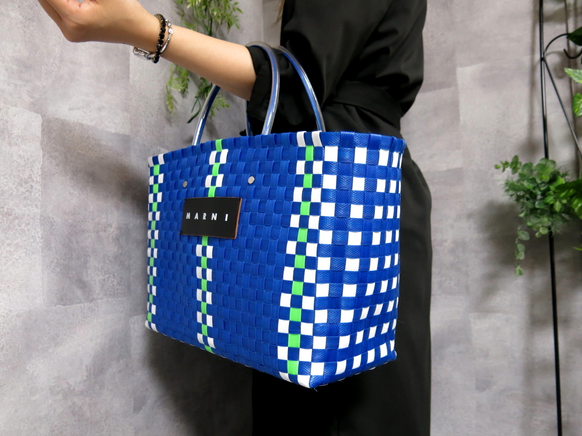 新品未使用 MARNI マルニ ピクニック バッグ かご カゴ フラワー 白 青-