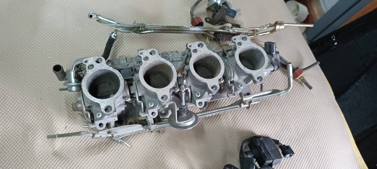 4スロ AE86 パーツ 4スロ AE86 パーツ