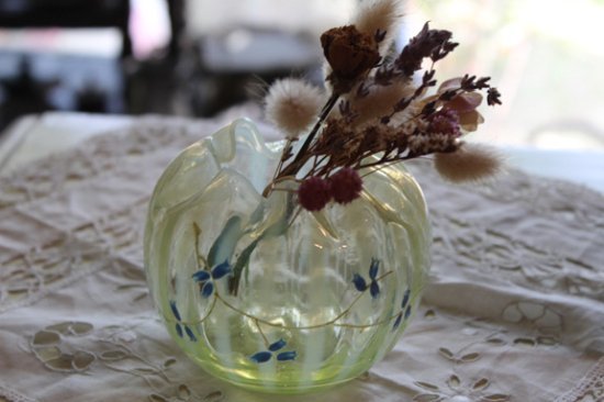 ヴィンテージ【オパールセント ウランガラス】ローズボール 花瓶 花入れ フラワーベース フェントン？