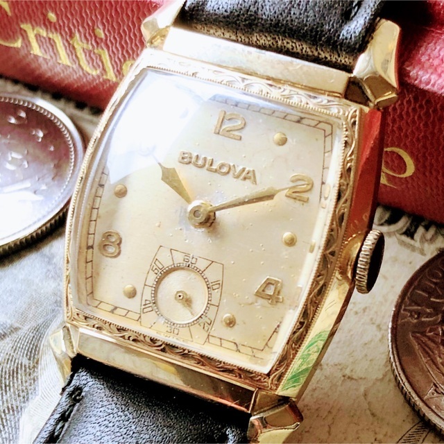 2179【シックでお洒落】メンズ 腕時計 ブローバ 動作品 10K 金メッキ 1951年 15石 ヴィンテージ 機械式 手巻 アンティーク  BULOVA 四角