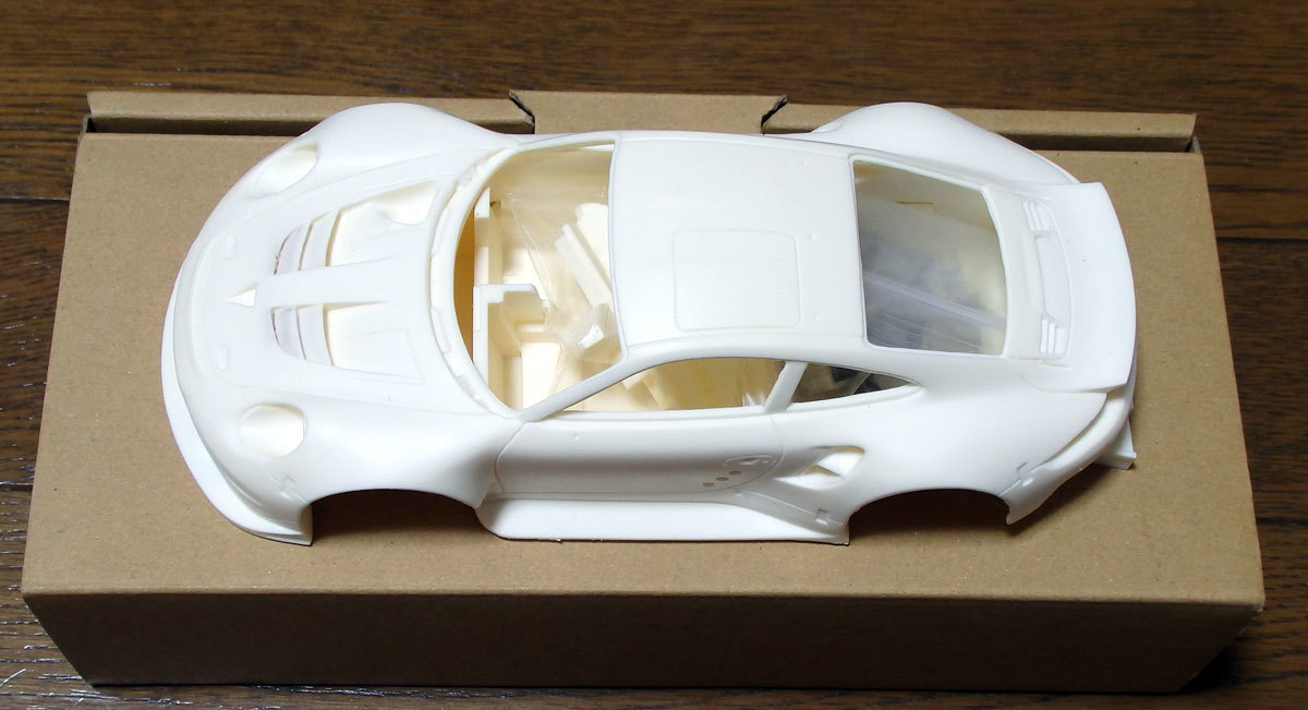 ポルシェ 911 RSR ルマン 2018 LM-GTE PRO #91 ロスマンズ 1/24 ポルシェ 911 RSR ルマン 2018 LM-GTE PRO #91 ロスマンズ 1/24