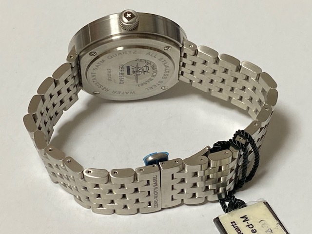 見事な ZENO-WATCH ゼノウォッチ クォーツ 展示未使用品 電池交換済み