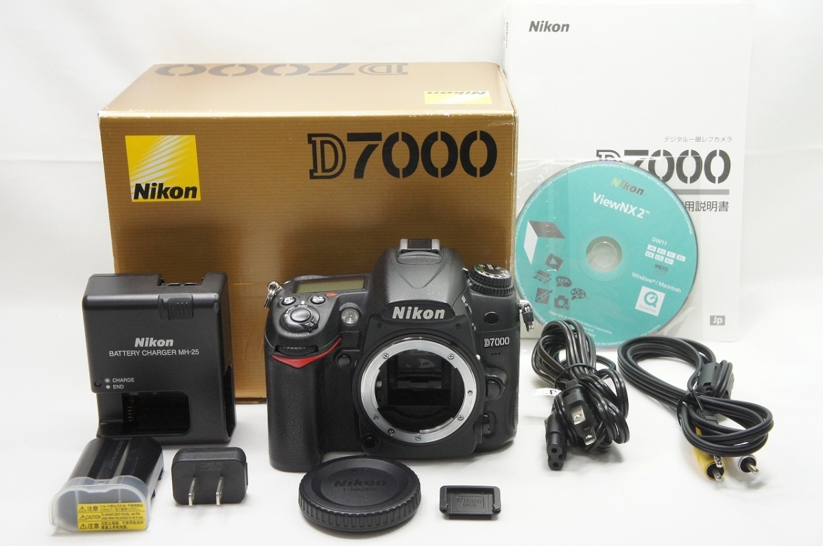 新作セール】 ニコン NIKON D7000 ボディ デジタル一眼レフカメラ