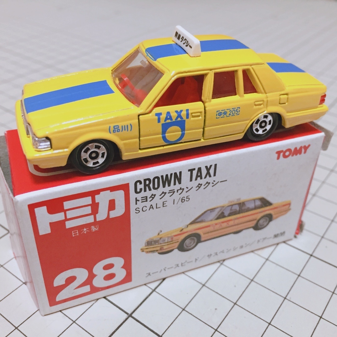 日本製トミカ28 トヨタ クラウン タクシー 青ライン 赤シート 無線
