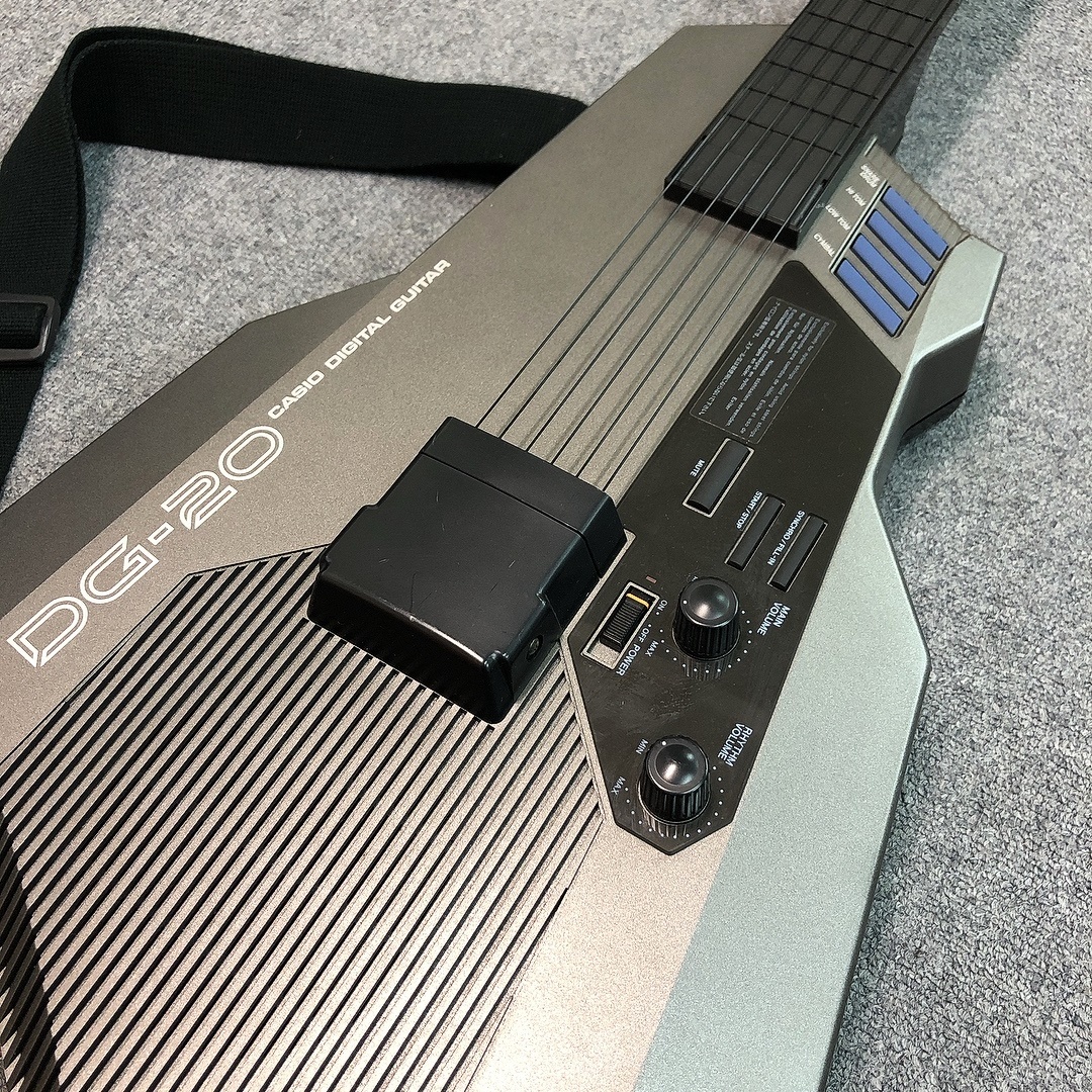 CASIO カシオ DG-20 デジタルギター 純正ストラップ 純正ソフトケース付き 動作未確認 ジャンク