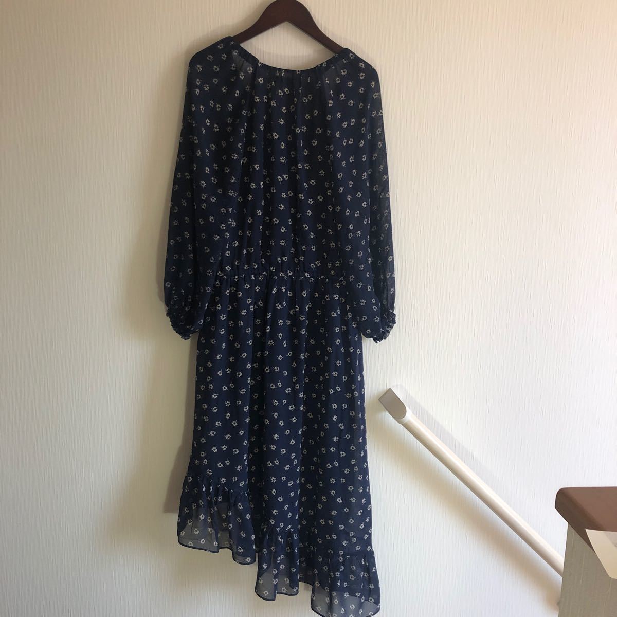 (美品)joieジョア*シルクワンピース 小花柄 4