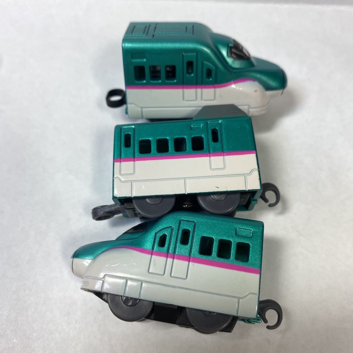  Capsule Plarail E5 series Tohoku Shinkansen is ...3 both compilation . set 