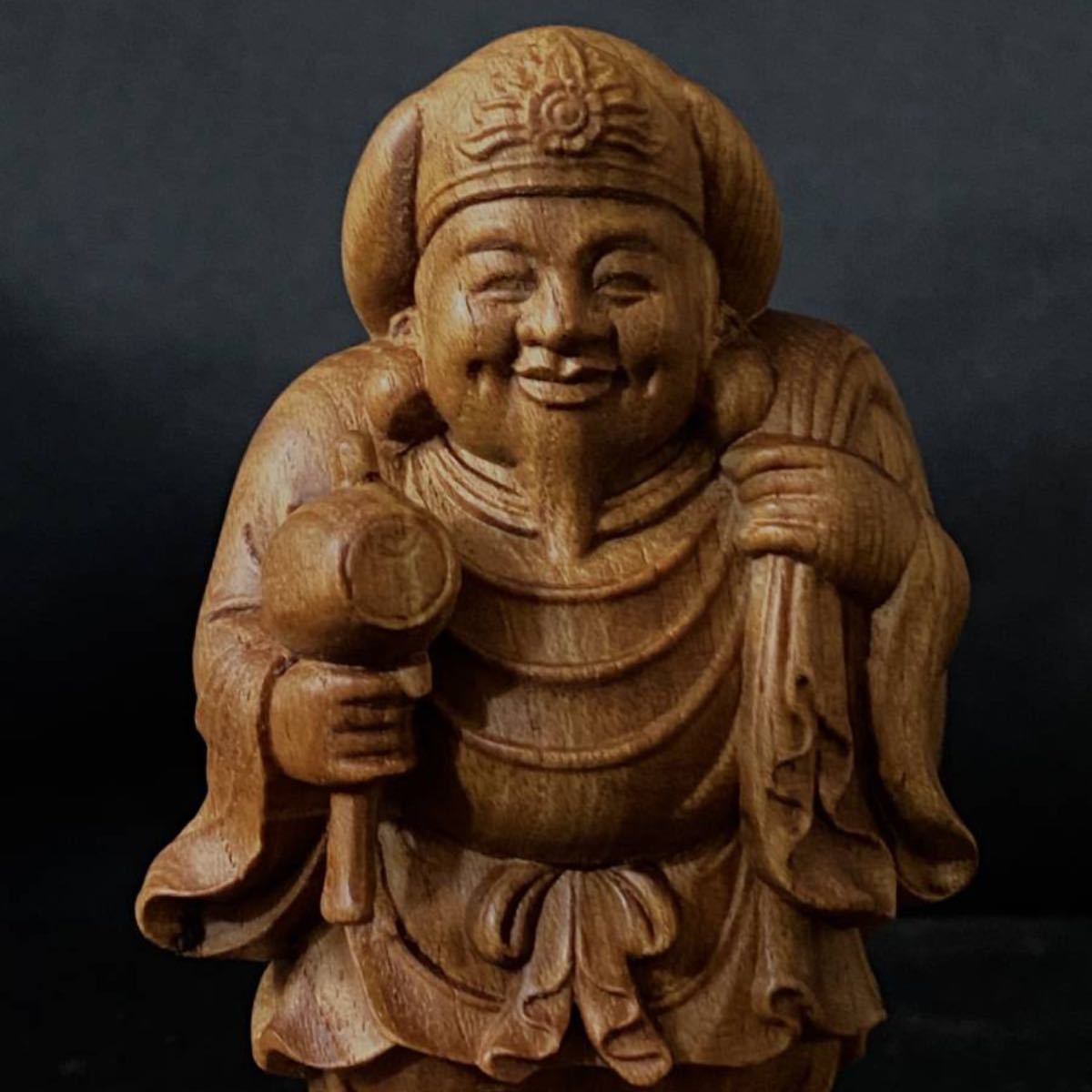 総ケヤキ材 井波彫刻 一刀彫り 縁起物 福神 大黒天像
