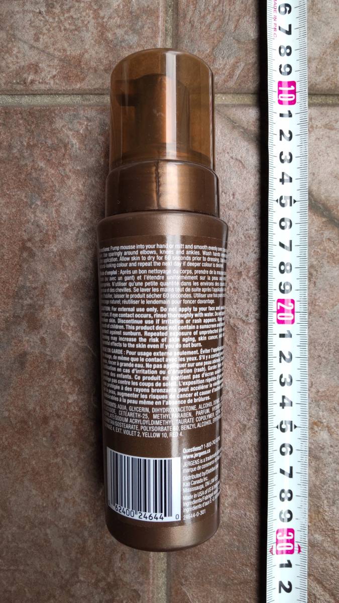 サンレスタンニングムース Jergens ジャーゲンズ Natural Glow ナチュラルグロー Instant Sun LIGHT BRONZE BRONZAGE LEGER 180mL_使用方法が英語とヒスパニックで記載。