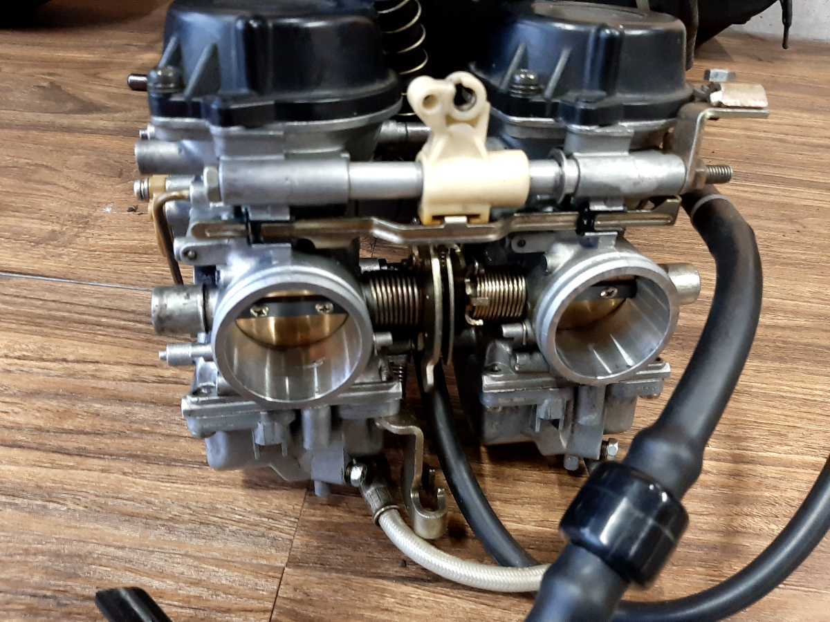 ドゥカティ 900SS 純正ミクニキャブレター 要オーバーホール ドゥカティ 900SS 純正ミクニキャブレター 要オーバーホール