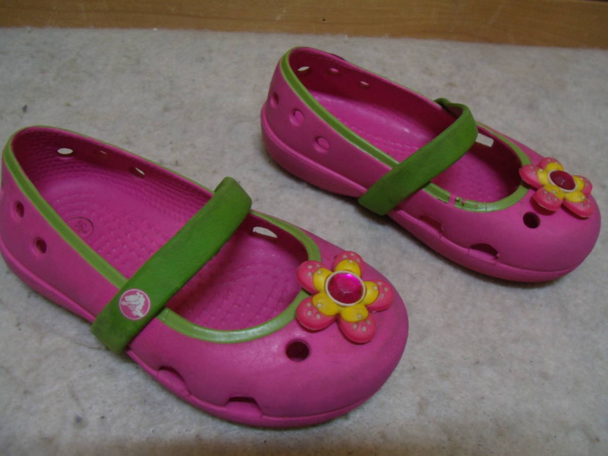  nationwide free shipping Crocs crocs child Kids baby girl pink color toes . safe flower attaching strap sandals C6(14cm)