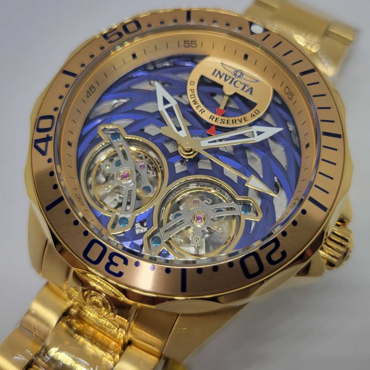 シーガルムーヴ搭載 ビジュアル系ダイバー】Invicta インビクタ 38567