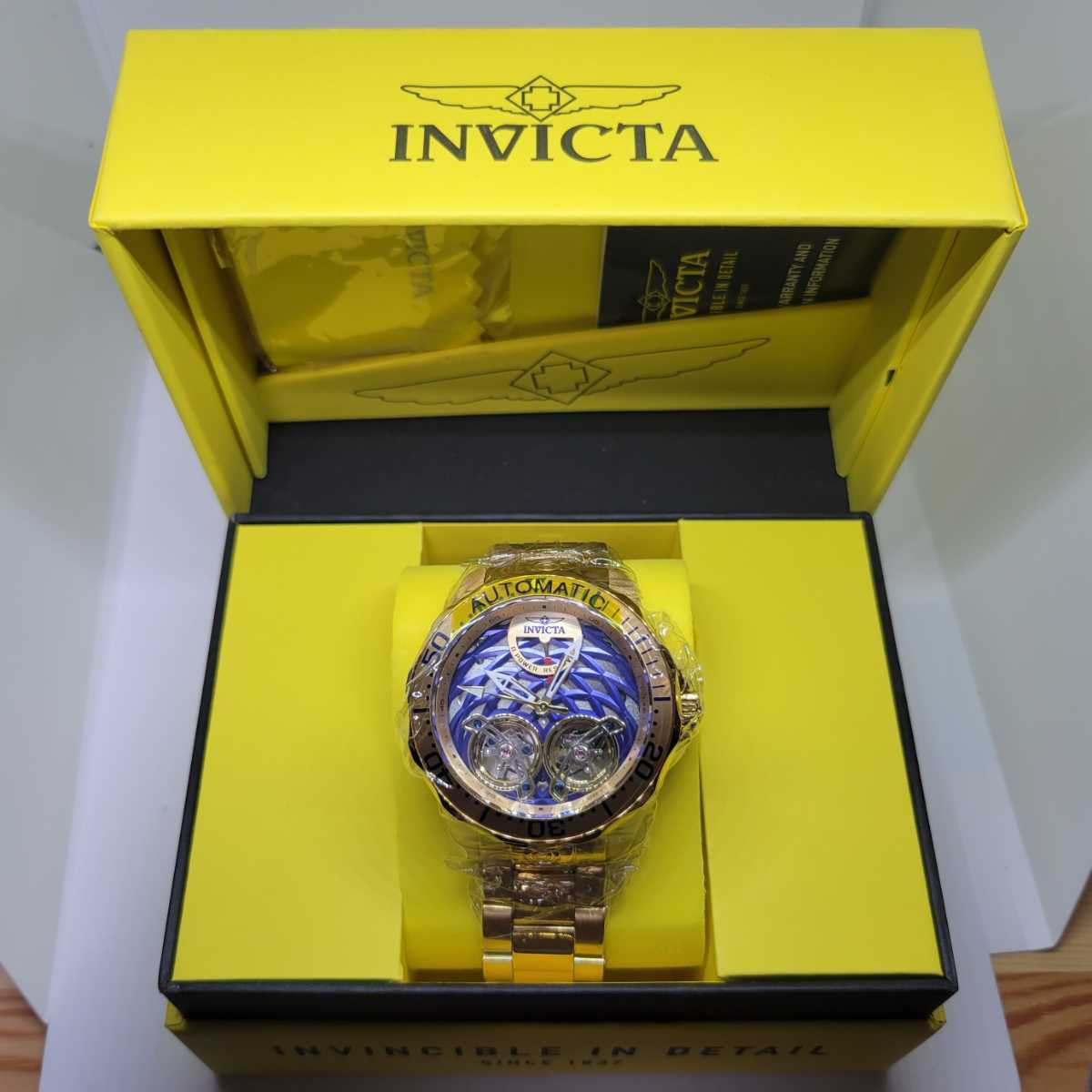 【シーガルムーヴ搭載 ビジュアル系ダイバー】Invicta インビクタ 38567 47mm グランドダイバー デュアルオープンハート ゴールド×ブルー