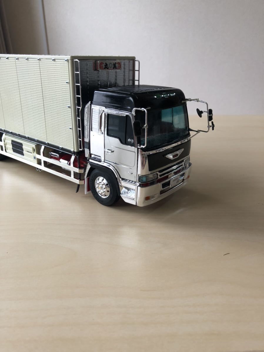 デコトラプラモデル1/32完成品