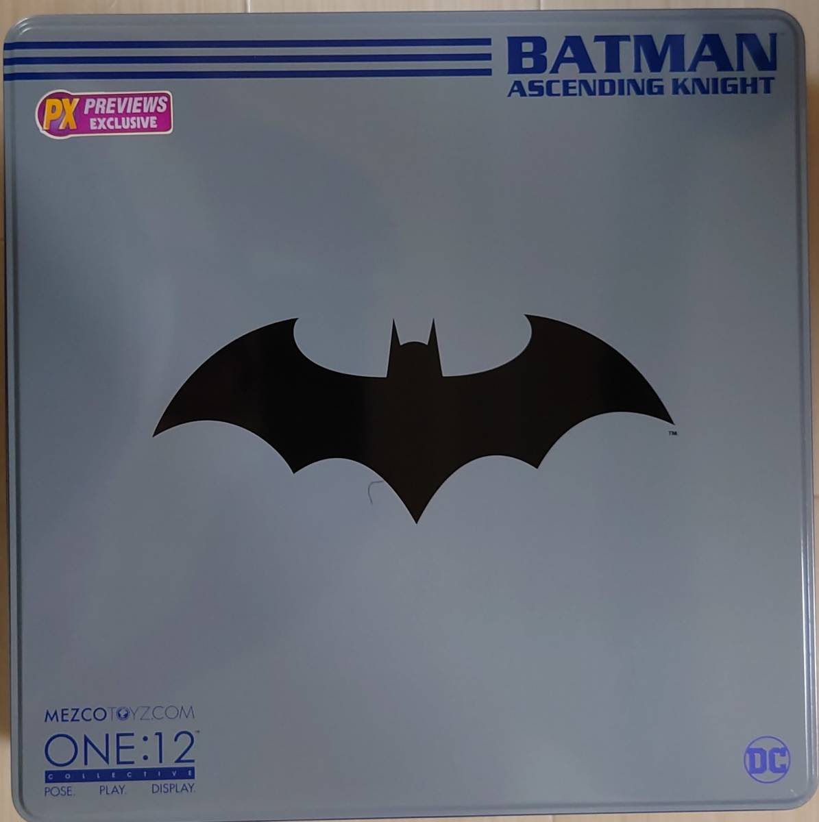 休み休みmezco メズコ バットマン one12collective Batman アメコミ