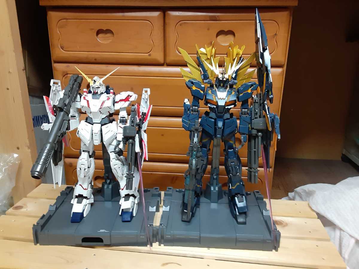 PG 1/60 ユニコーンガンダムとユニコーンガンダム2号機の2体セット