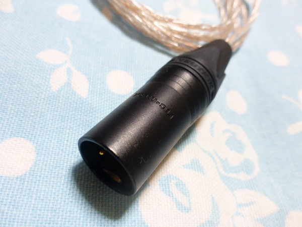 4.4mm5極 (メス) → XLR コネクタ 4ピン 変換ケーブル 6N純銀 4.4mm5極 (メス) → XLR コネクタ 4ピン 変換ケーブル 6N純銀