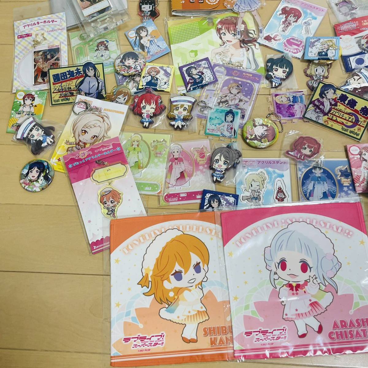 送料無料 大量 まとめ ラブライブ サンシャイン 虹ヶ咲学園 アクリル
