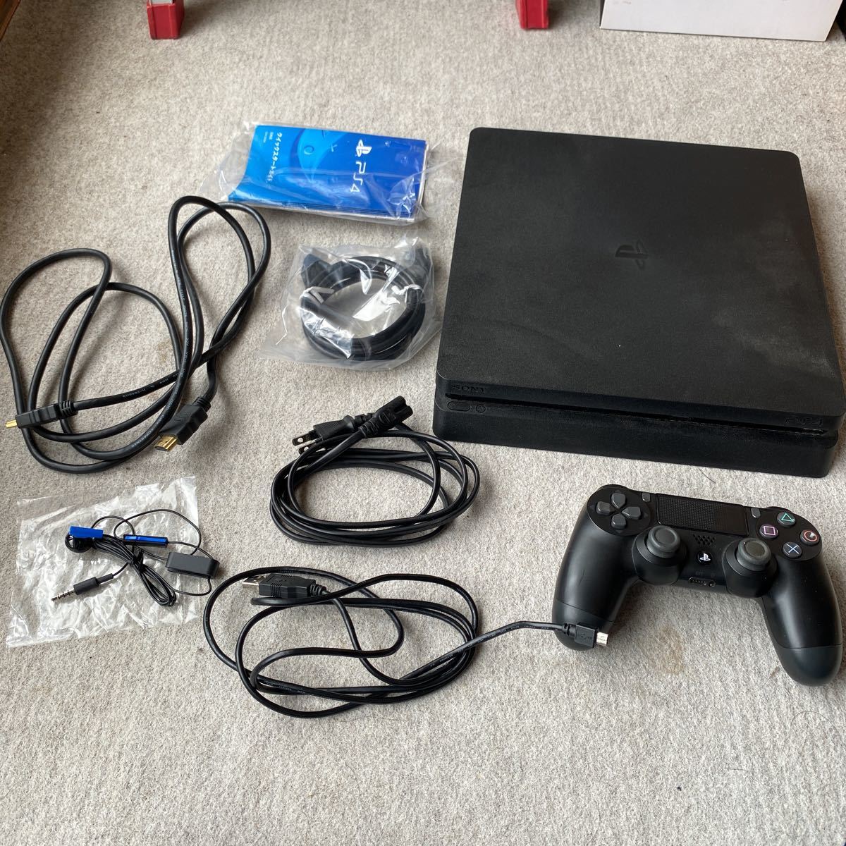 PlayStation4 ジェット ブラック 500GB CUH-2100AB01(PS4本体)｜売買 