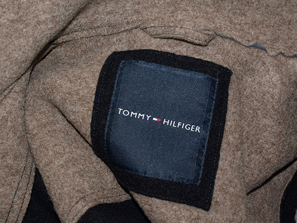 TOMMY HILFIGER◇トミーヒルフィガー・ショートコート◇Lサイズ　中綿ベスト付き・フード取り外し可能　ネイビー系　美品_画像9