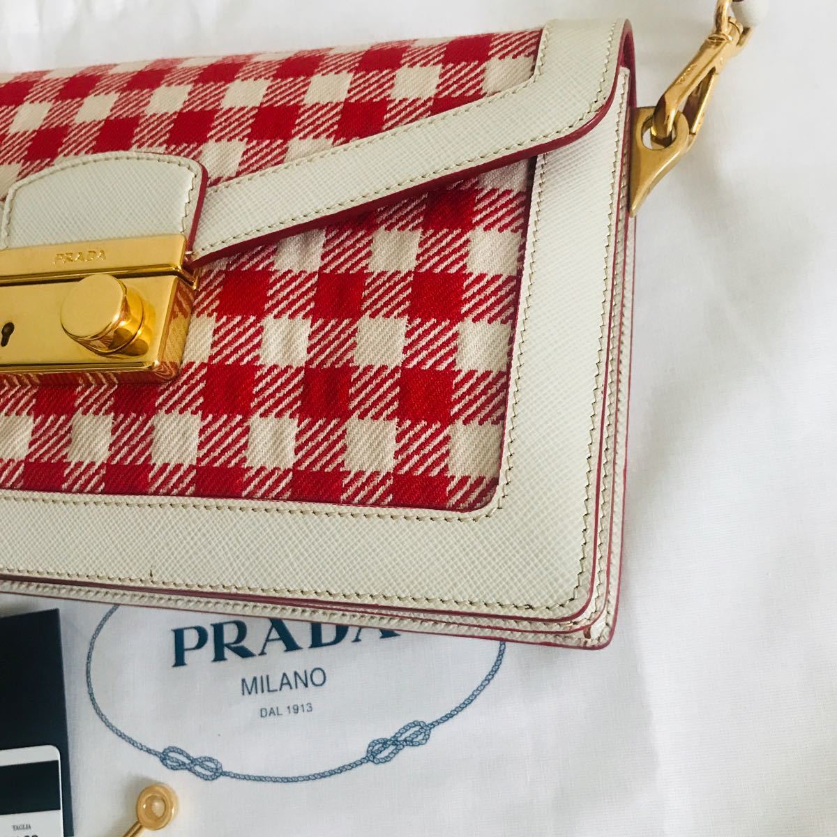 激レア　PRADA プラダ　紗栄子さん愛用　チェック　ハンドバッグ　クラッチバッグ　赤　白　