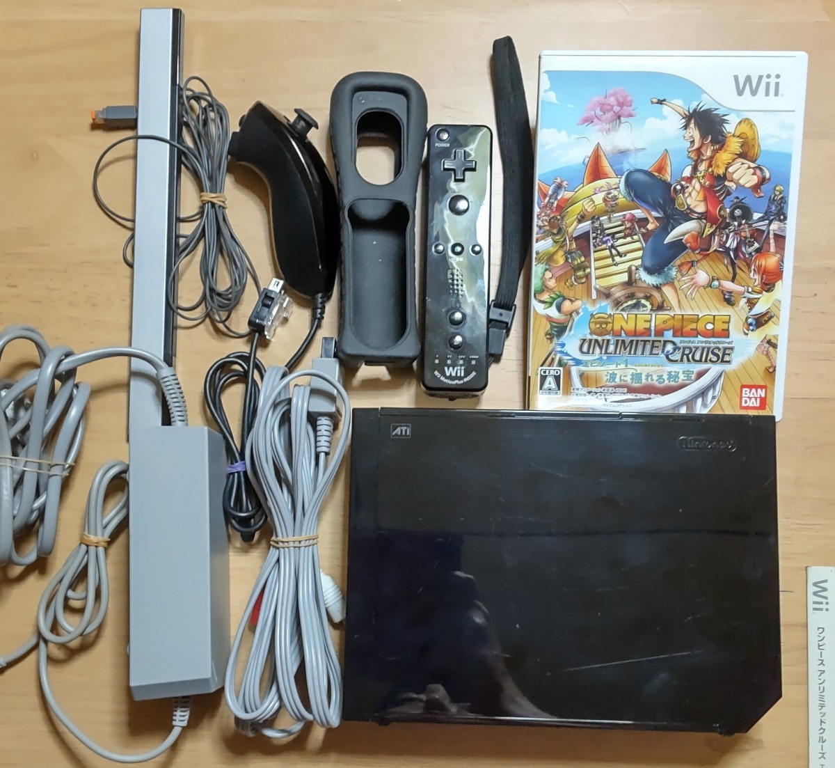 品]任天堂Wii カセット付き-