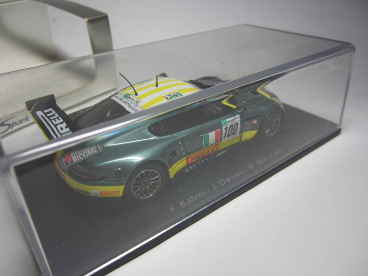 即決 スパーク 1/43 アストンマーチン DBR9 A.M.R BMS 2007年ルマン24h №100 F・バビーズ／J・デイビス／M・マルセッリ_画像4