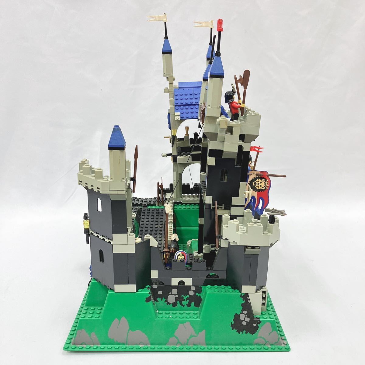 LEGO レゴ 6090 ロイヤルキング城/レゴ 6082 マジックドラゴン城/南海