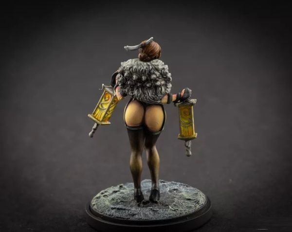 送料無料…41mm KINGDOM DEATH キングダム・デス Pinup Lantern Festival 女性戦士 未塗装 レジン製 組み立て キット フィギュア H142_画像5