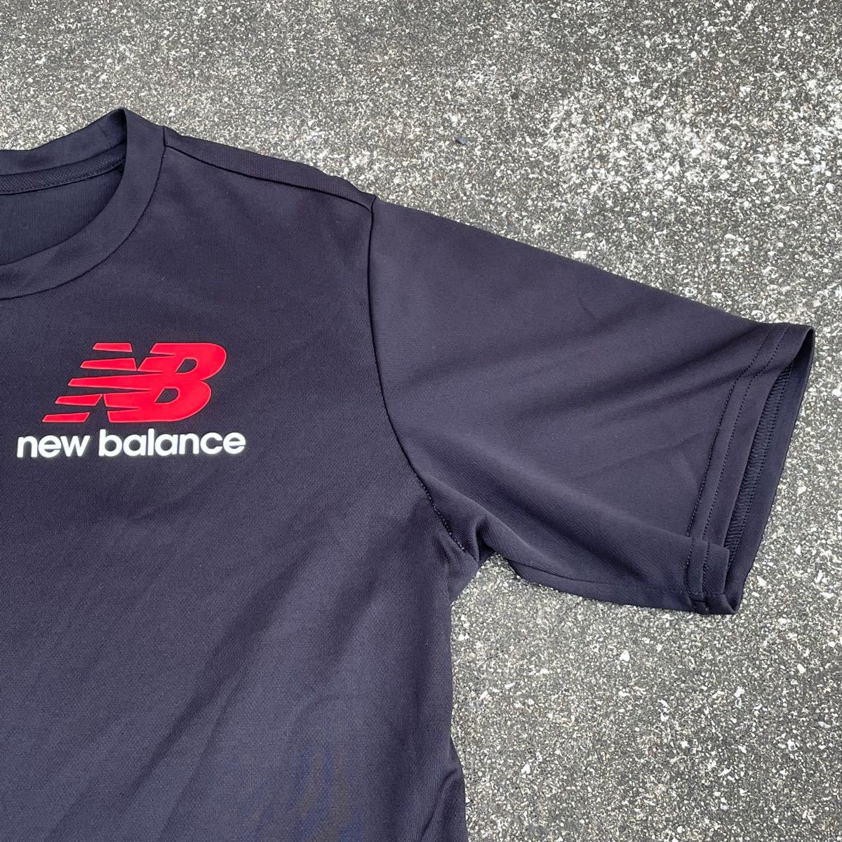 new balance ニューバランス　半袖Tシャツ　黒　レディース　レディース　S