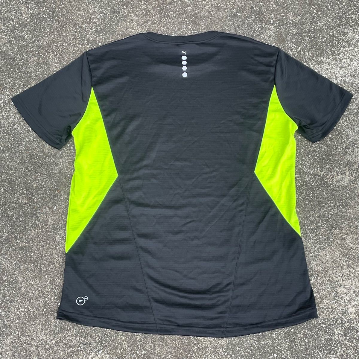 PUMA プーマ　半袖Tシャツ　黒　蛍光色　スポーツ　スポーツウェア　メンズ　M