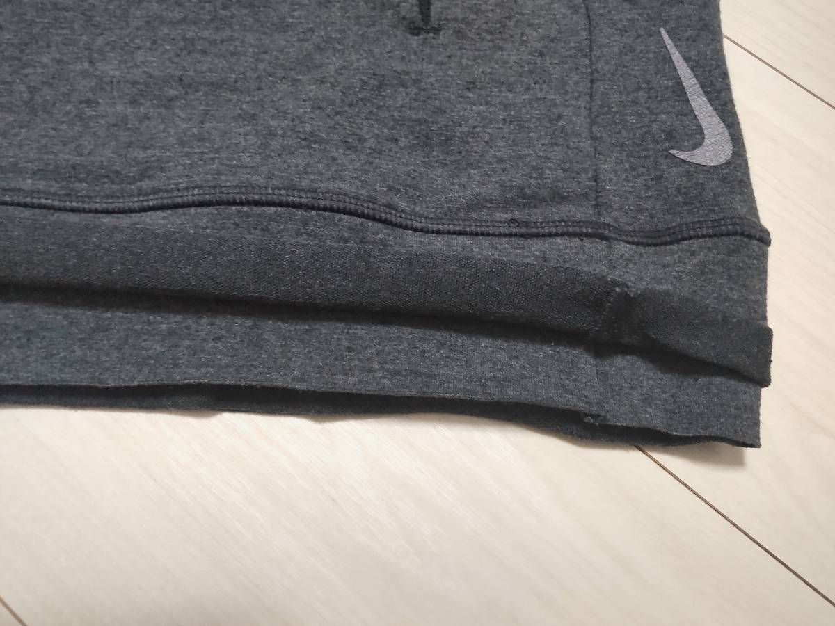 ★新品　ナイキ　NIKE　ヨガフーディ　★Dri-FIT使用　★ストレッチ地　★Sサイズ_画像6