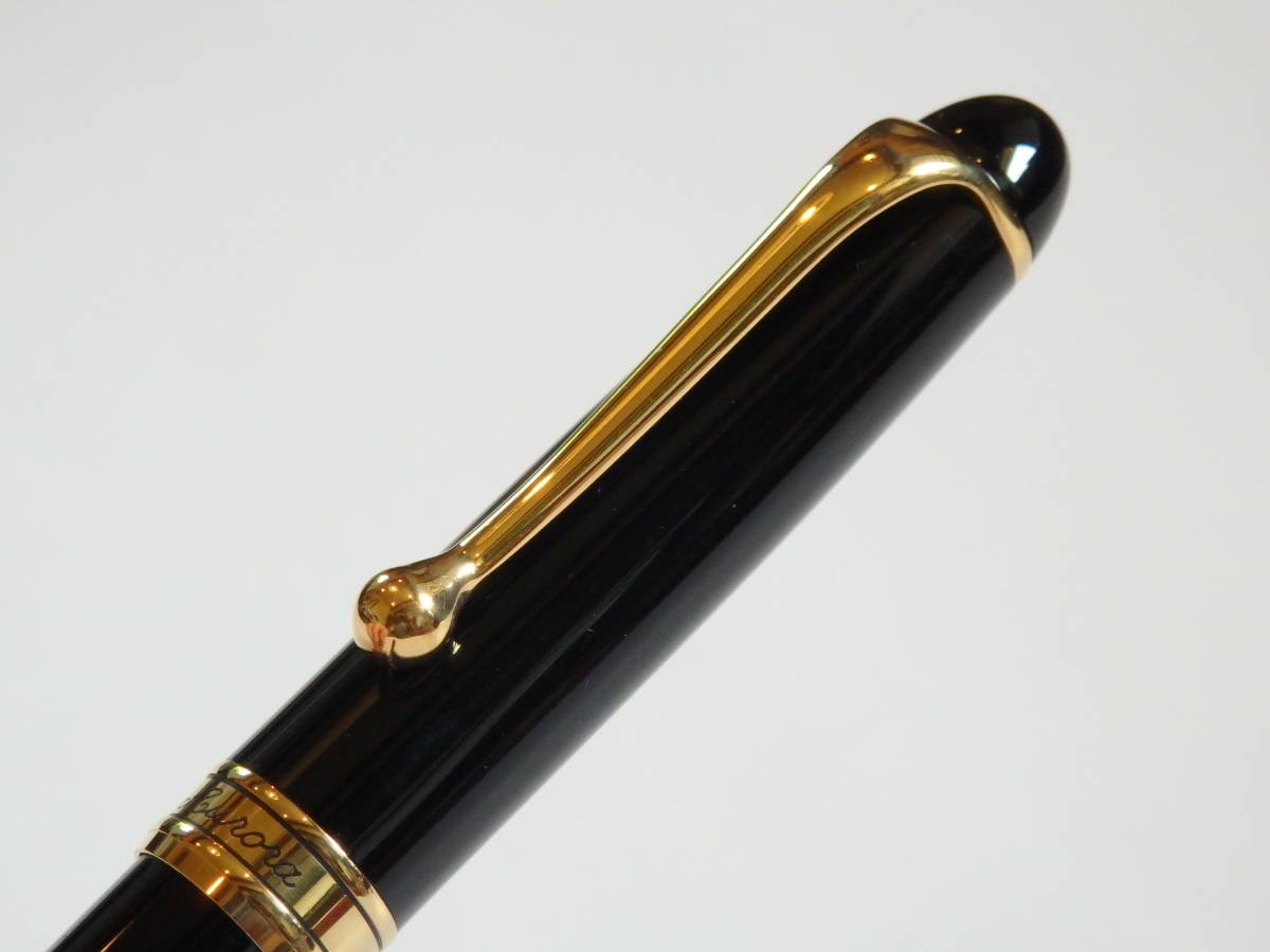 ◆【送料210円～】【未使用に近い】アウロラ　88オッタントット　レギュラーサイズ　ペン先：14K585ソリッドゴールド EF_画像9