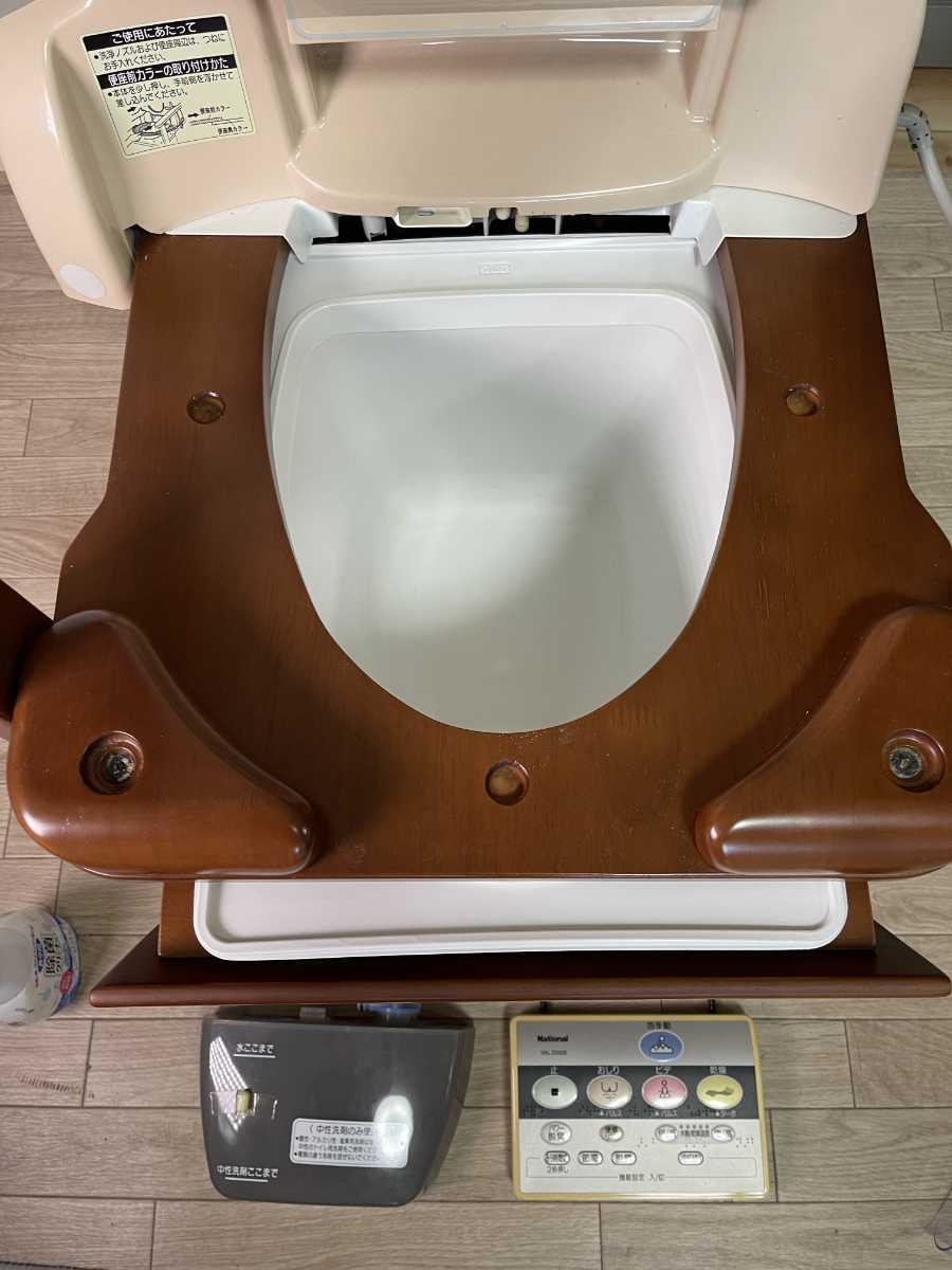 美品 ポータブルトイレ家具調 ビデ洗浄装置 ウォシュレット未使用品