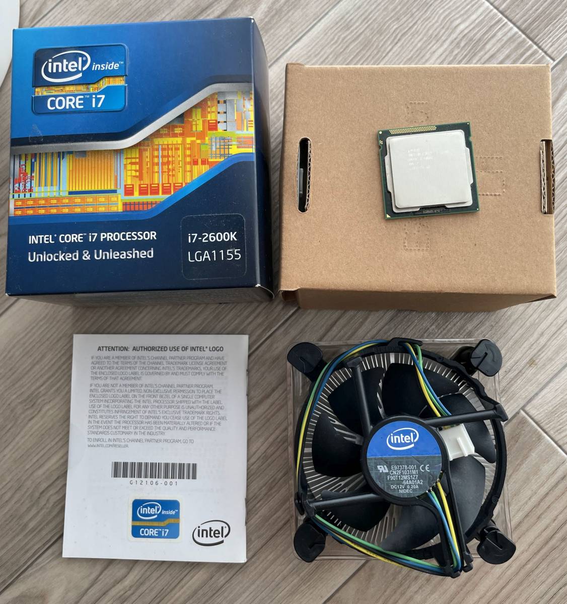 SALE/94%OFF】 未使用品 Intel CPU Core i7 i7-2600 3.4GHz 8M
