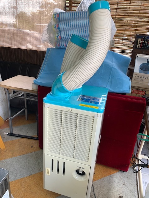 山善 排熱ダクト付 スポットエアコン YS-402D 品 動作確認済 床置型 山善 排熱ダクト付 スポットエアコン YS-402D 品 動作確認済 床置型
