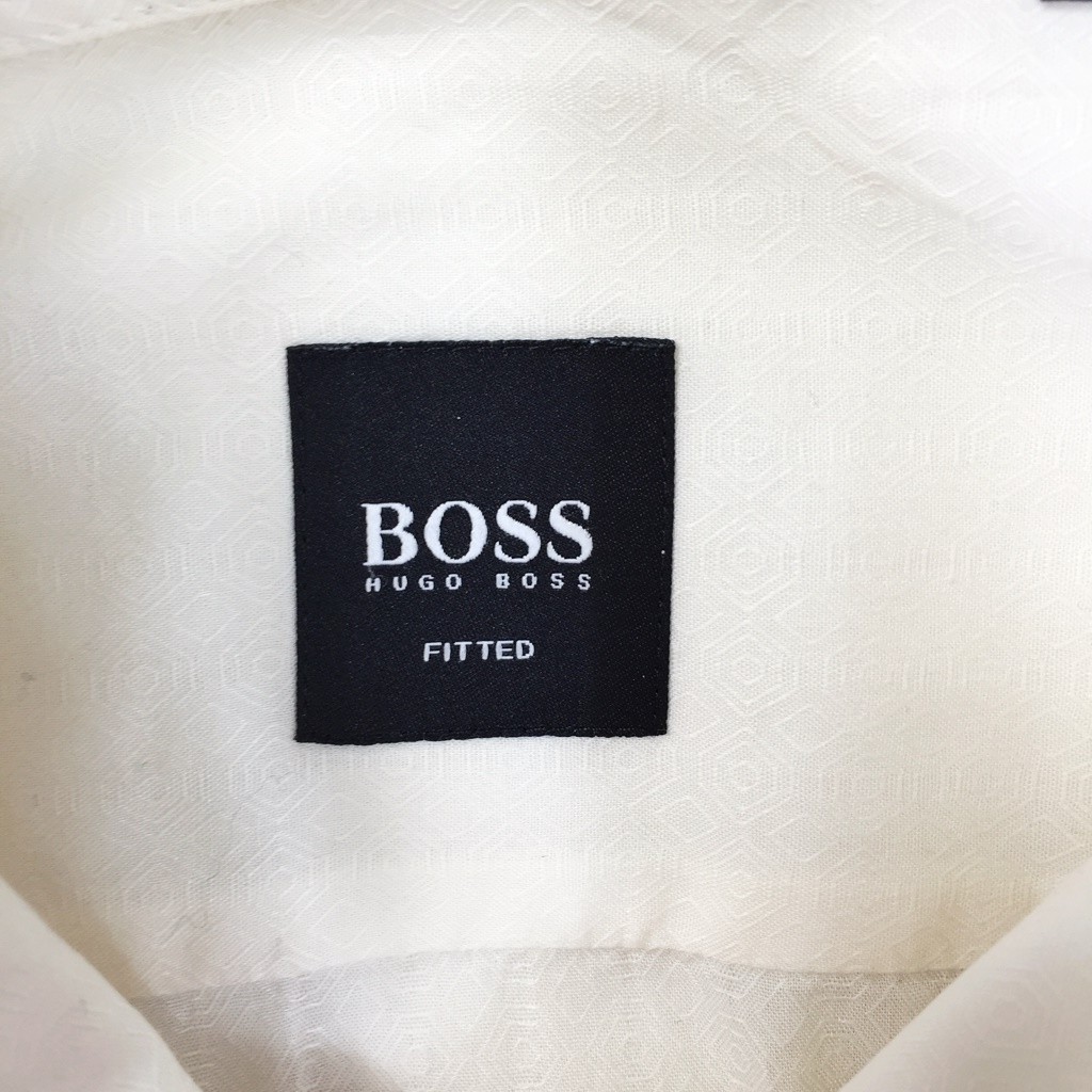 ◆お洒落な逸品◆ヒューゴボス HUGOBOSS ドレスシャツ Yシャツ 長袖シャツ コットン100％ ホワイト M メンズ K66 ｃ2711_画像4