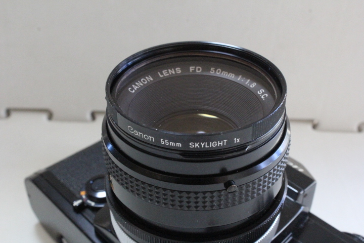 【コレクター放出品　簡易動作確認済 ジャンク】Canon キヤノン EF FD50mm 1:1.8 S.C.付き_画像5